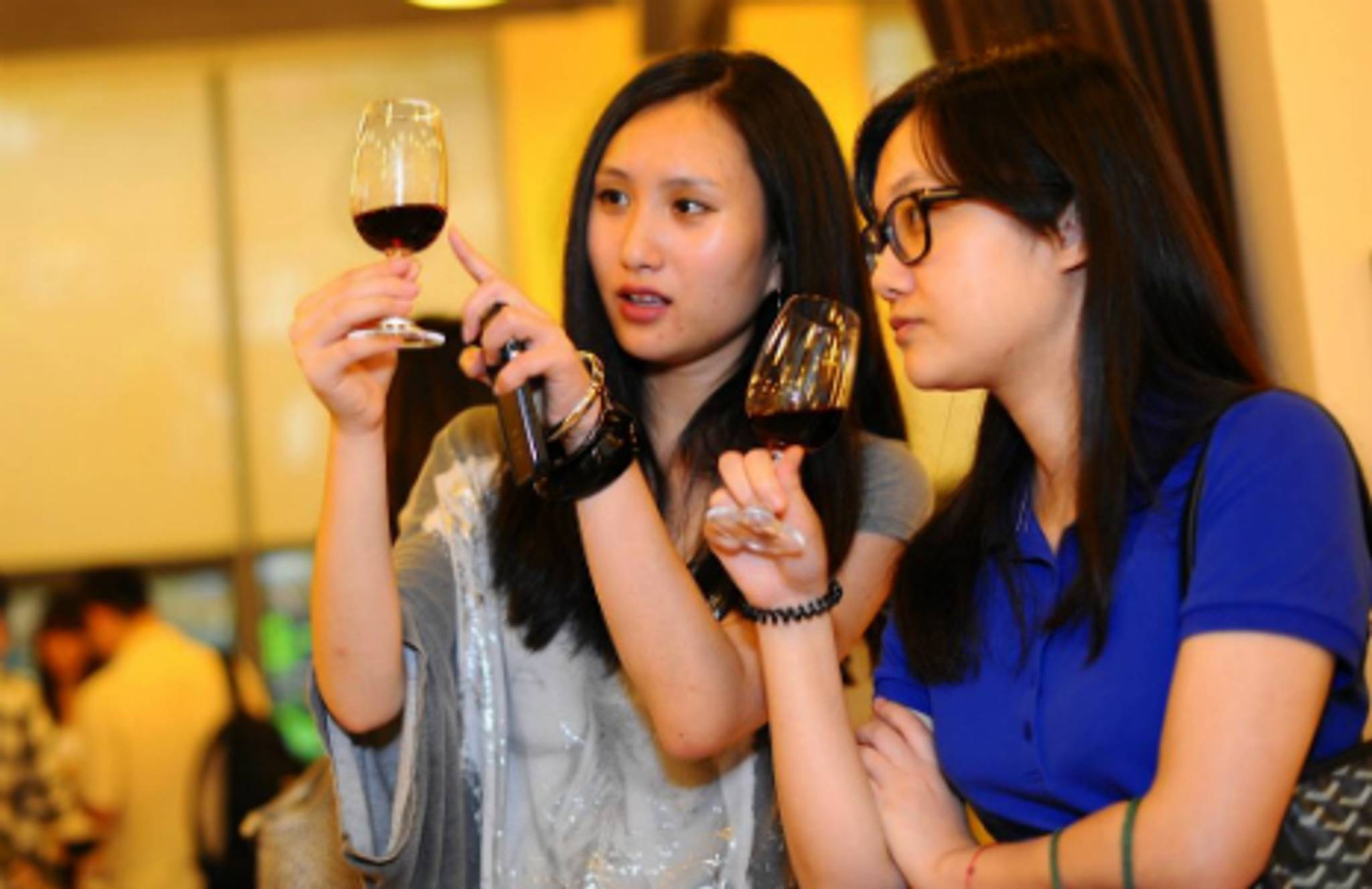 Jiuxian: selling wine online in China