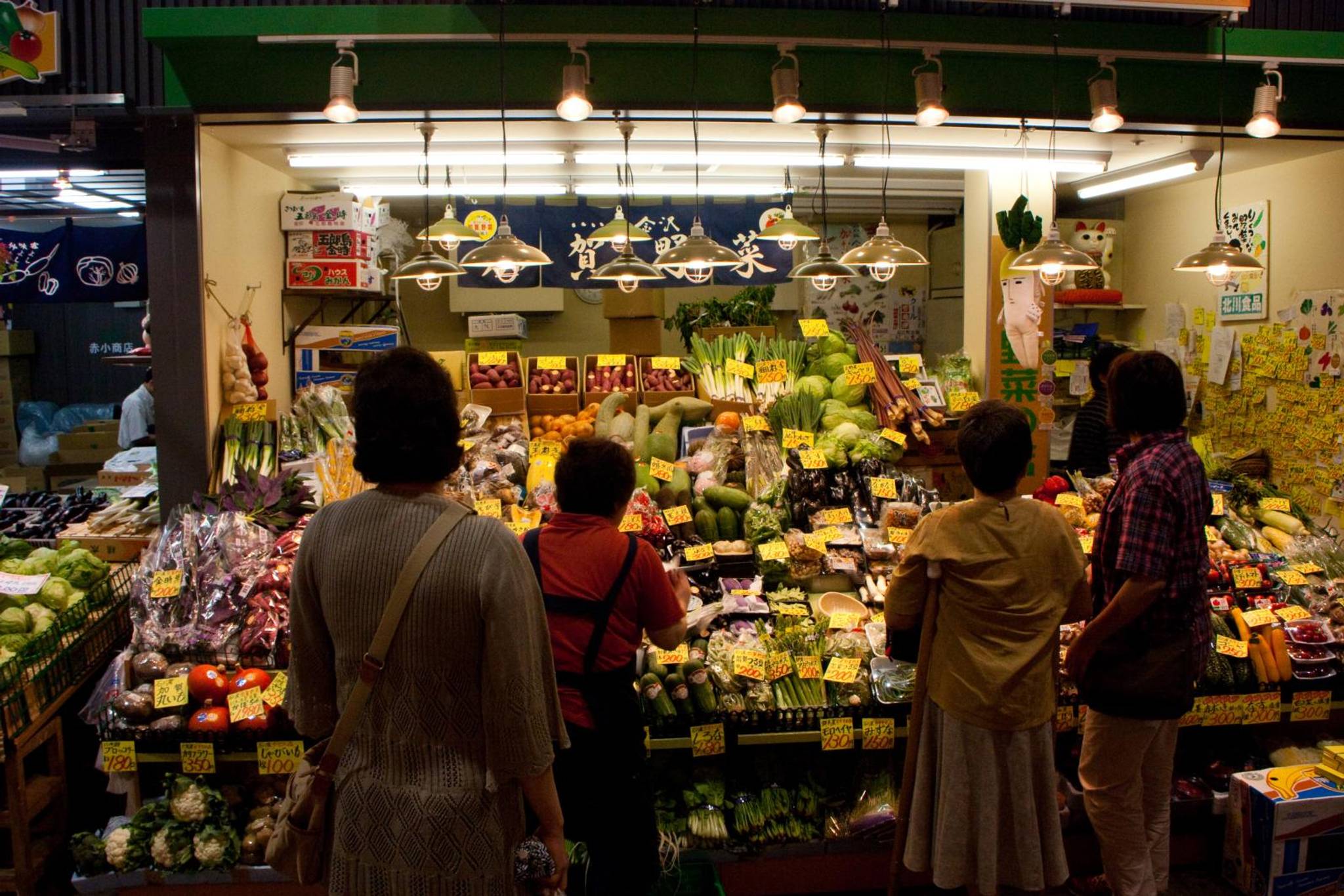 Japan's youth aren't eating fresh fruit