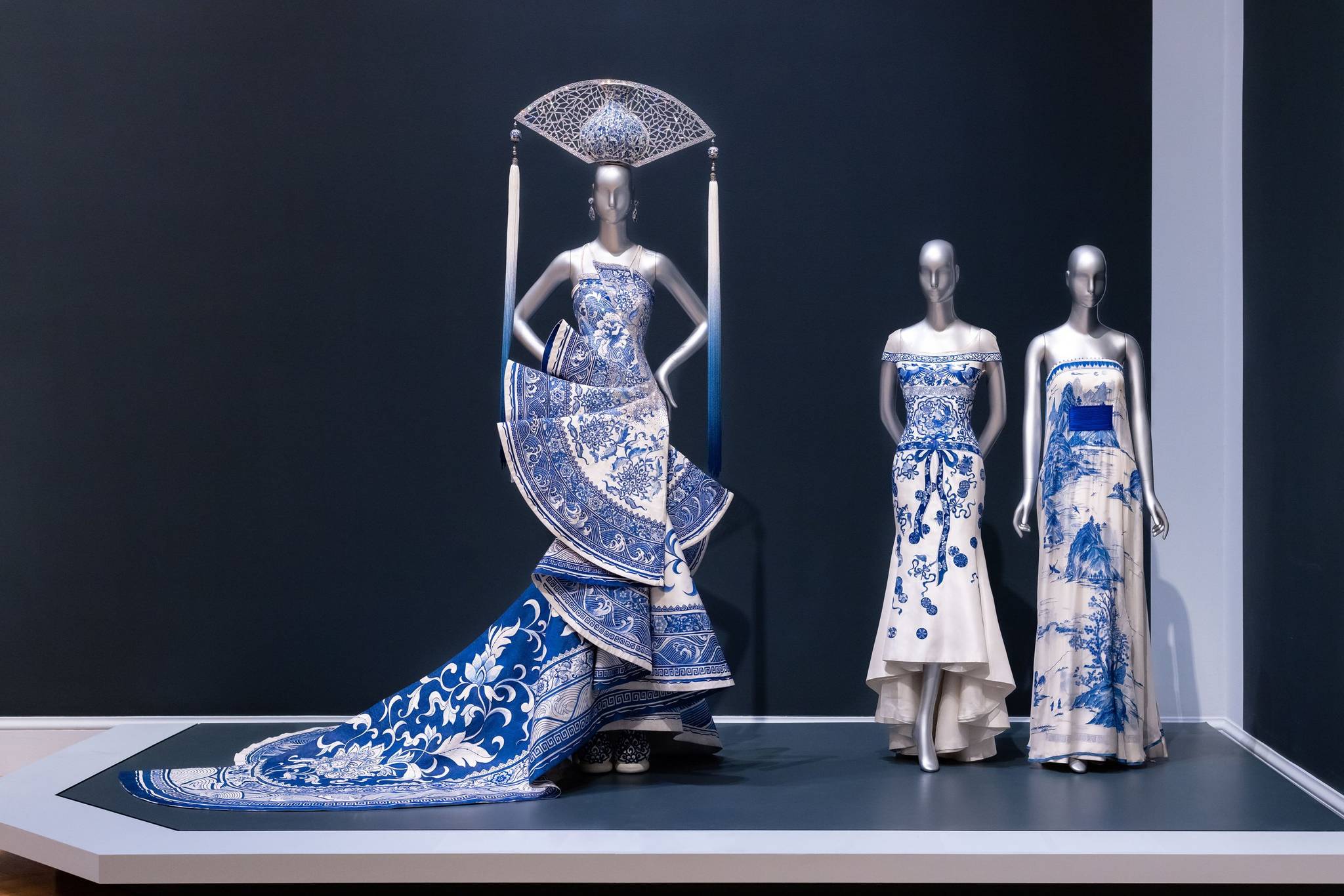 How Guo Pei turns China's history into high fashion