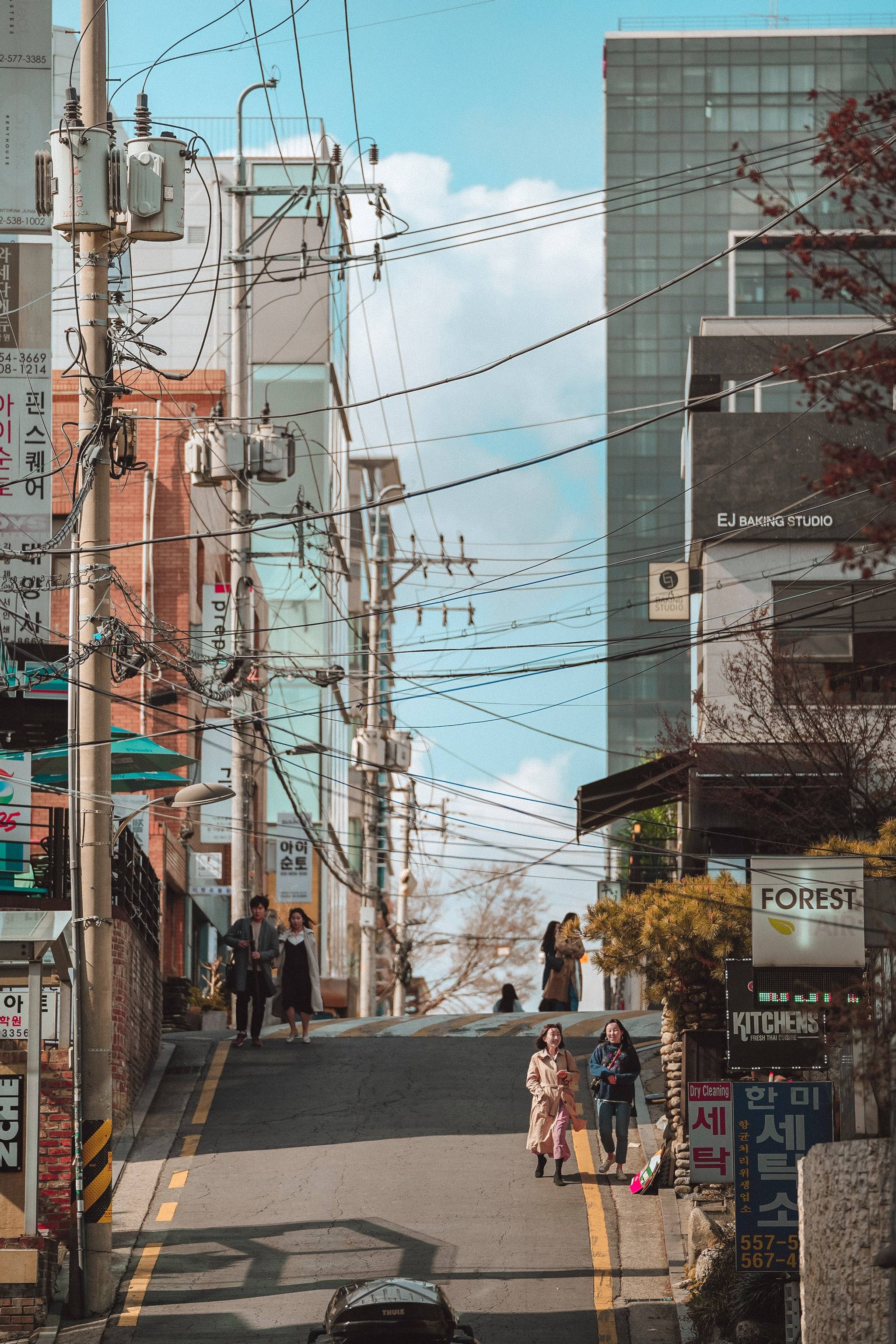 South Korea's convenience stores streamline errands