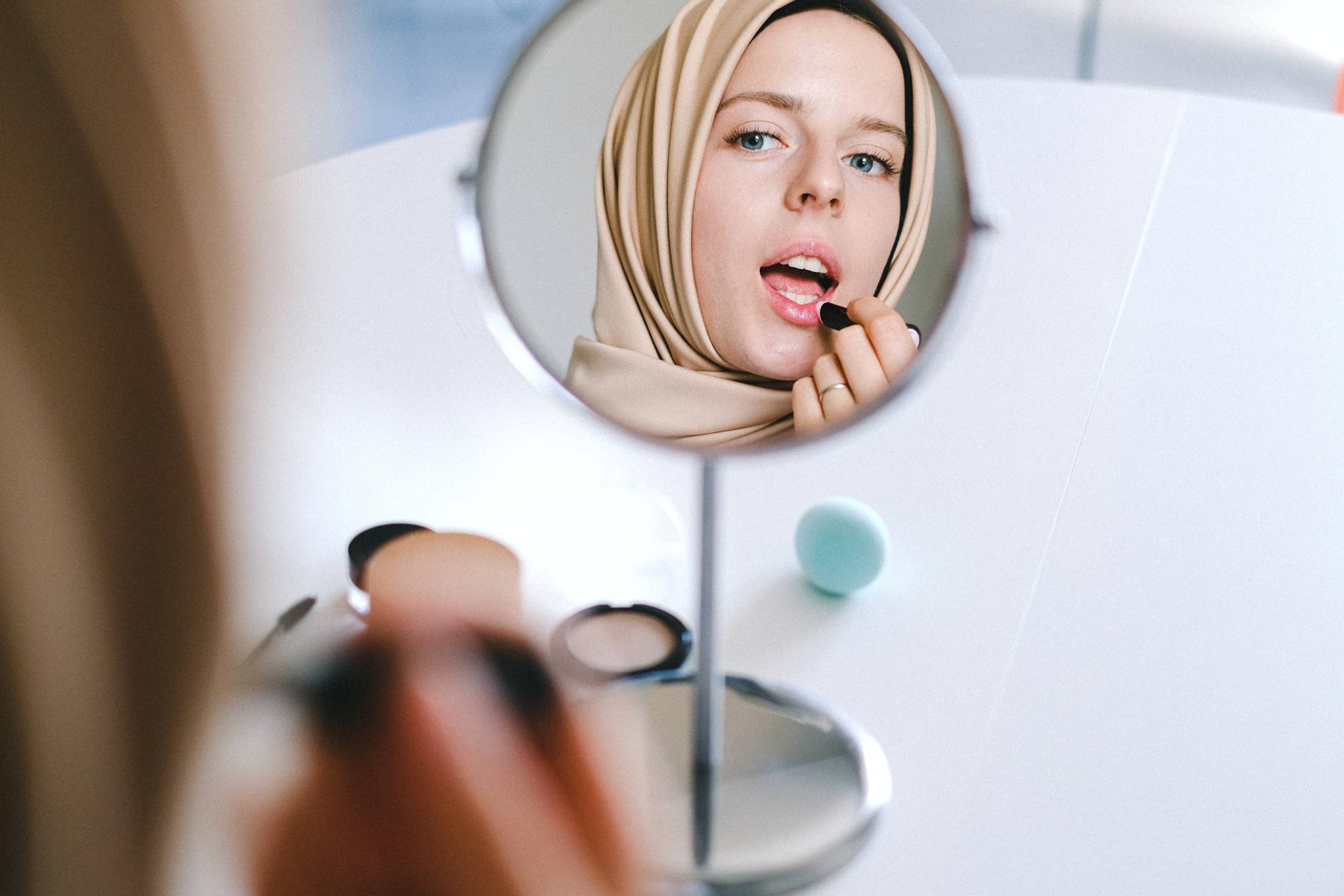 YSL’s bespoke lipstick gadget uses tech to personalise