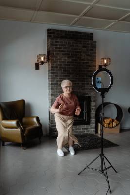 Older people use TikTok to defy ageist stereotypes