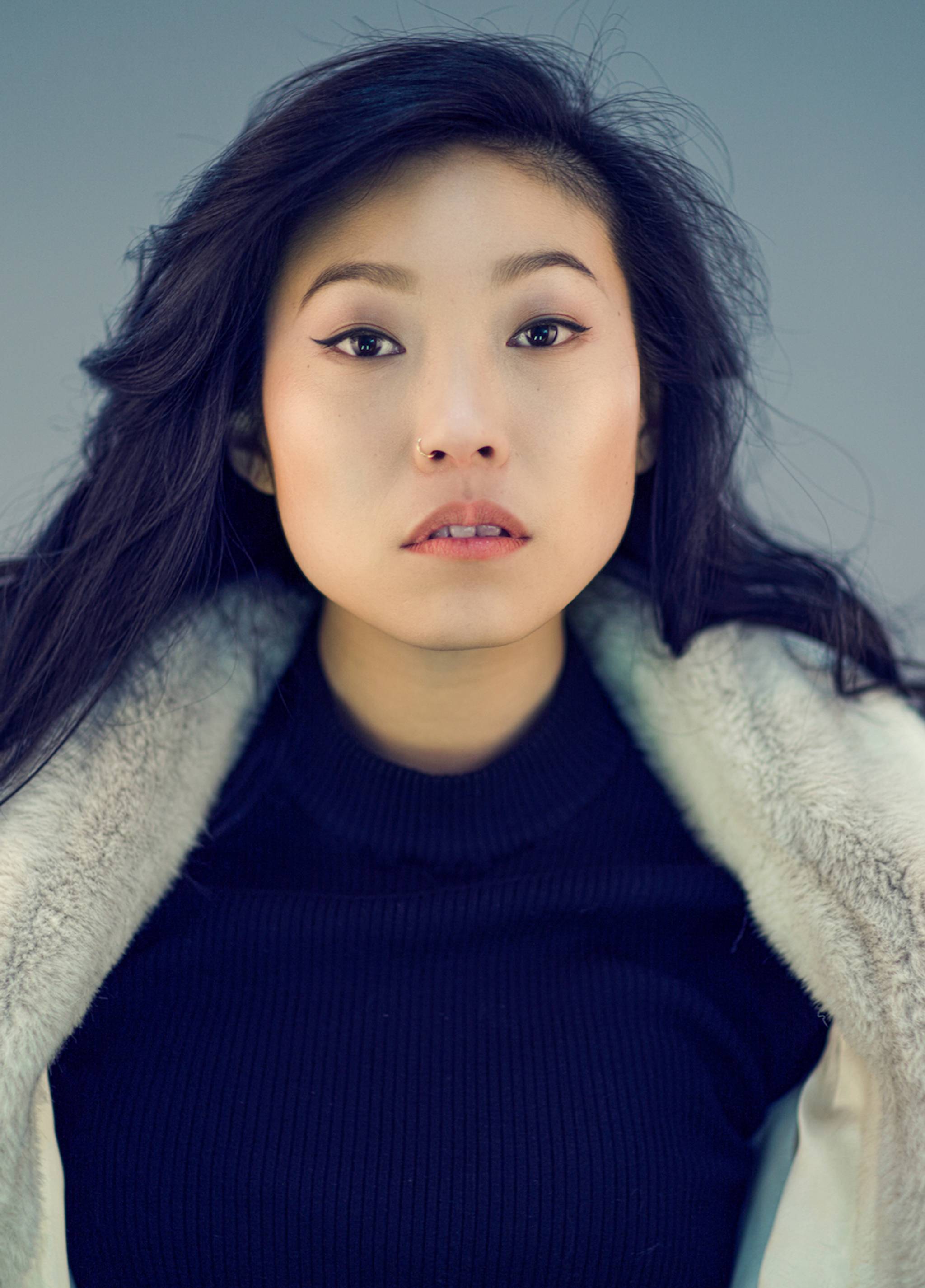 Awkwafina brightens up dull subway rides with comedy