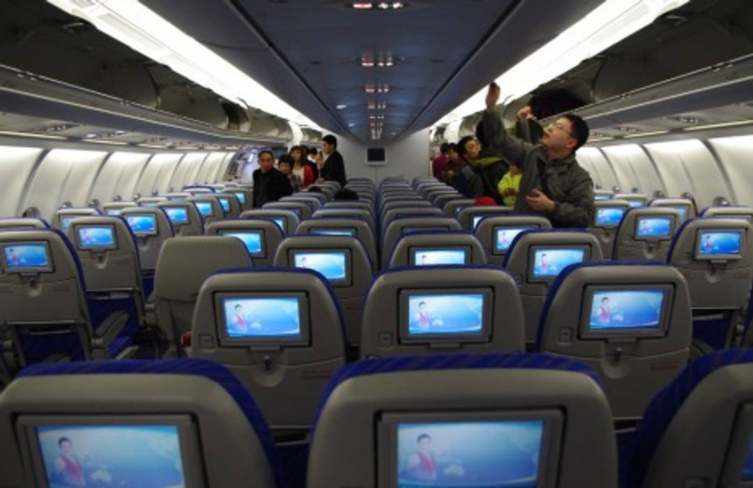 Space vs comfort on economy class flights