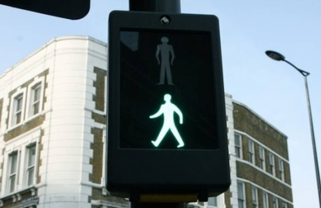London's smart crossing signs