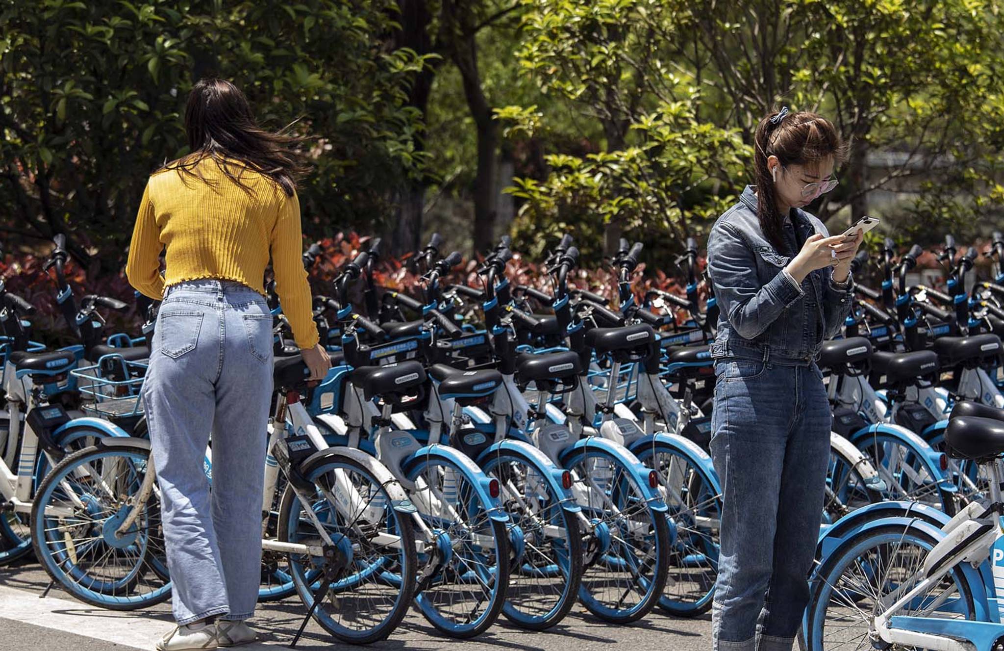 Bike rental app doubles as matchmaker for Chinese Gen Y