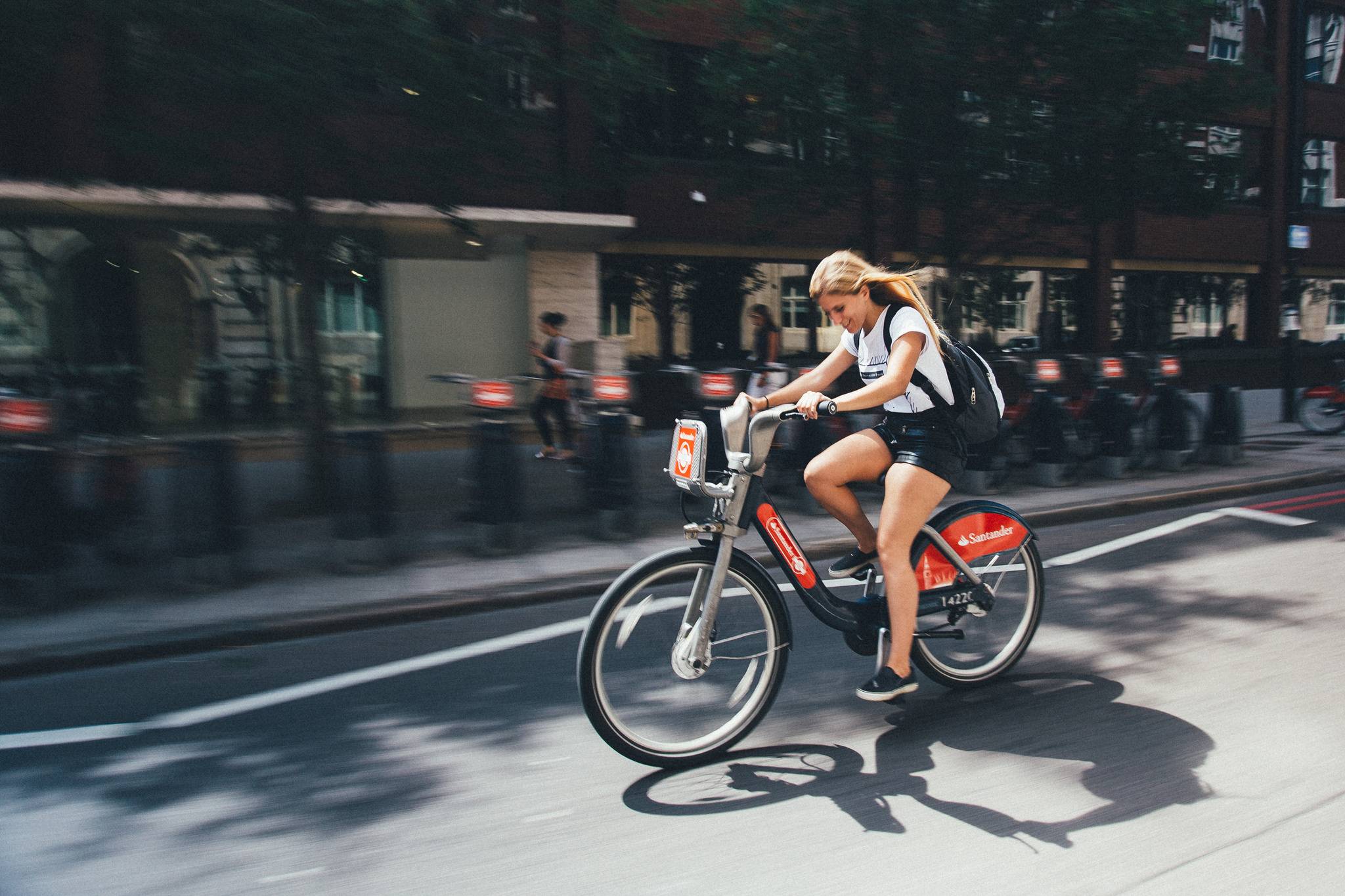 ‘The Dutch Reach’ makes driving safer for cyclists