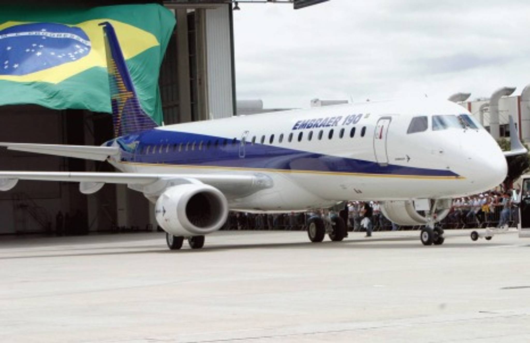 Brazilians swap buses for planes
