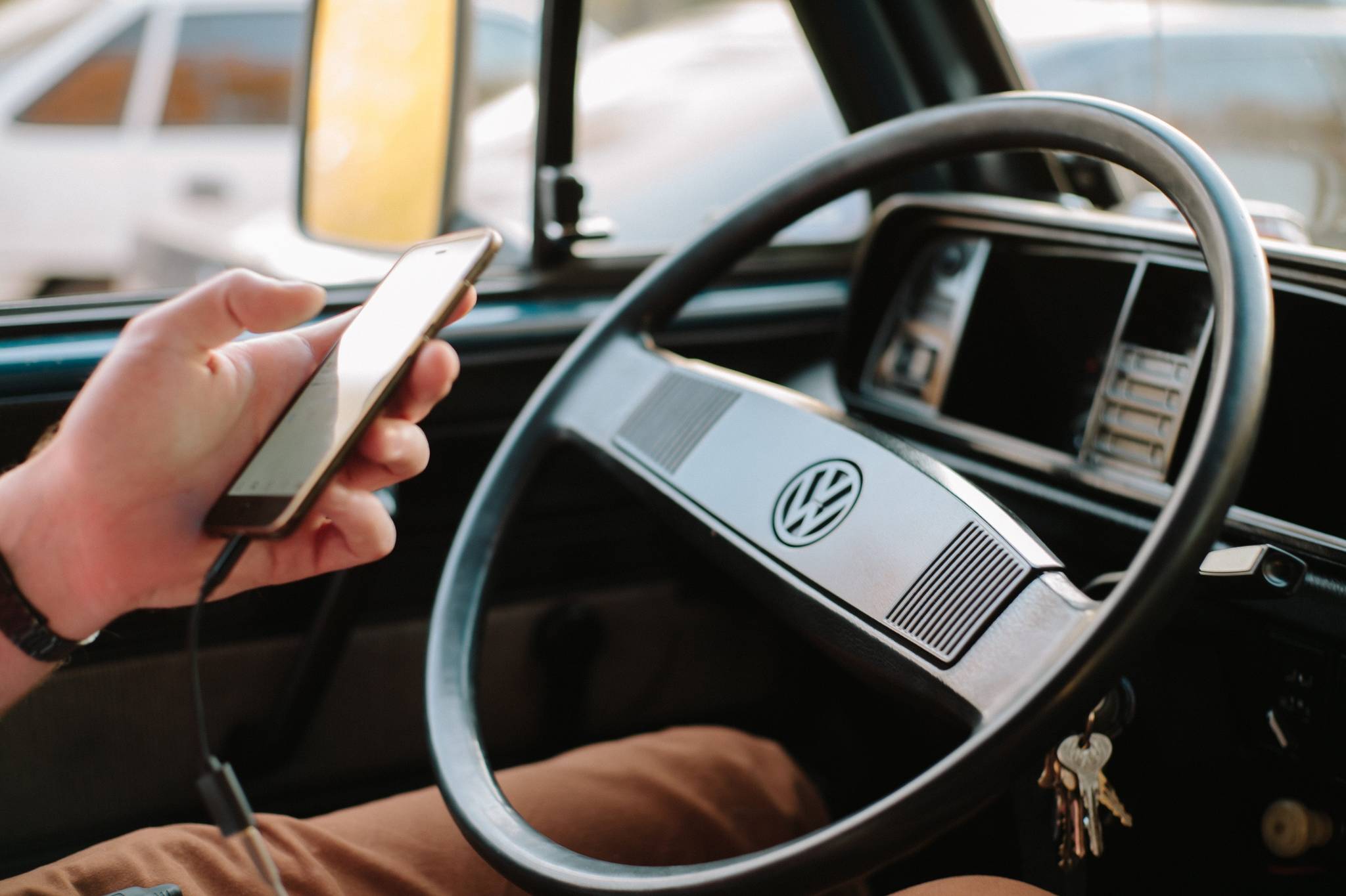 Waze and TIDAL music offer seamless navigation
