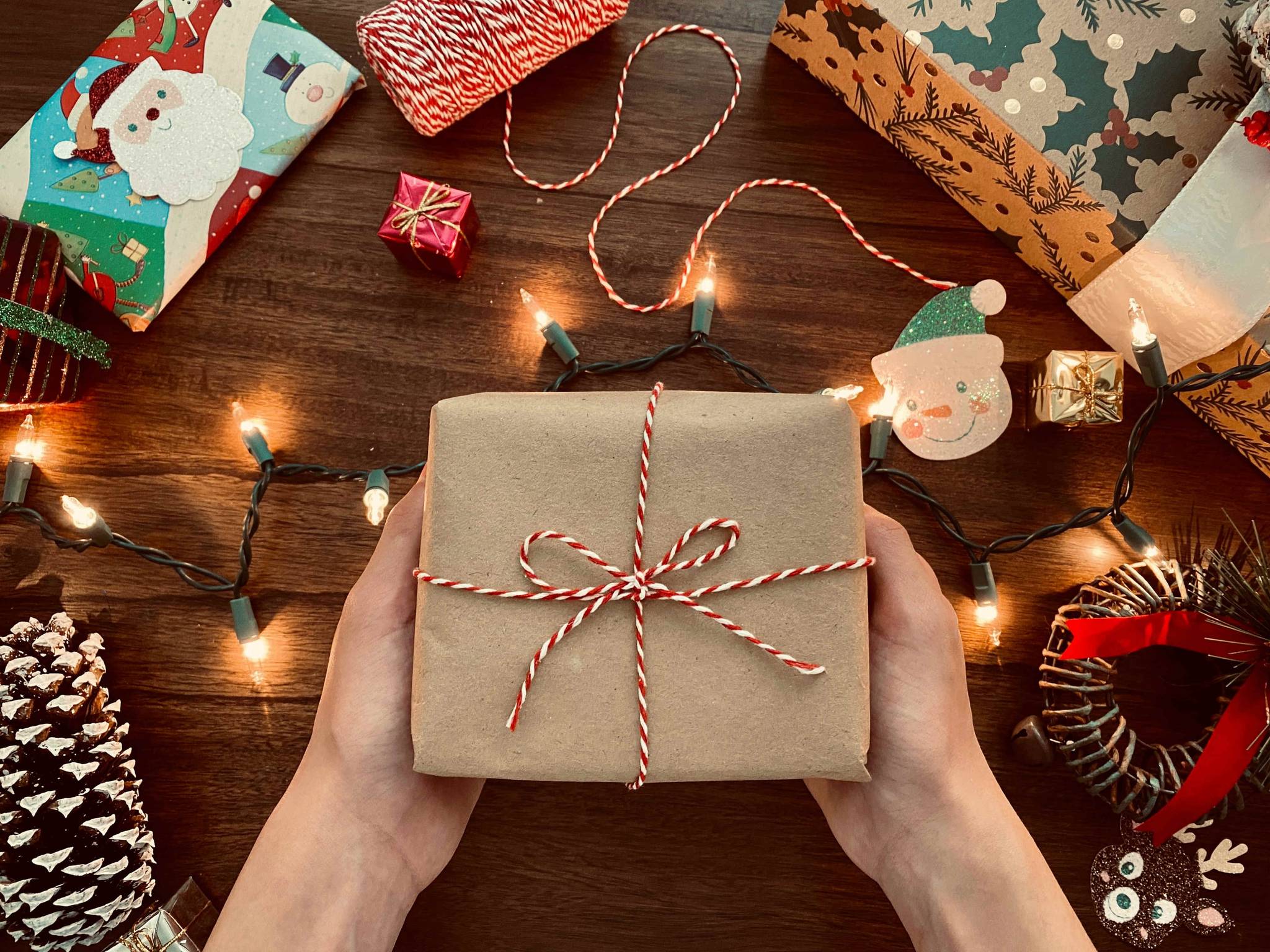 Americans feel competitive over holiday gift-giving