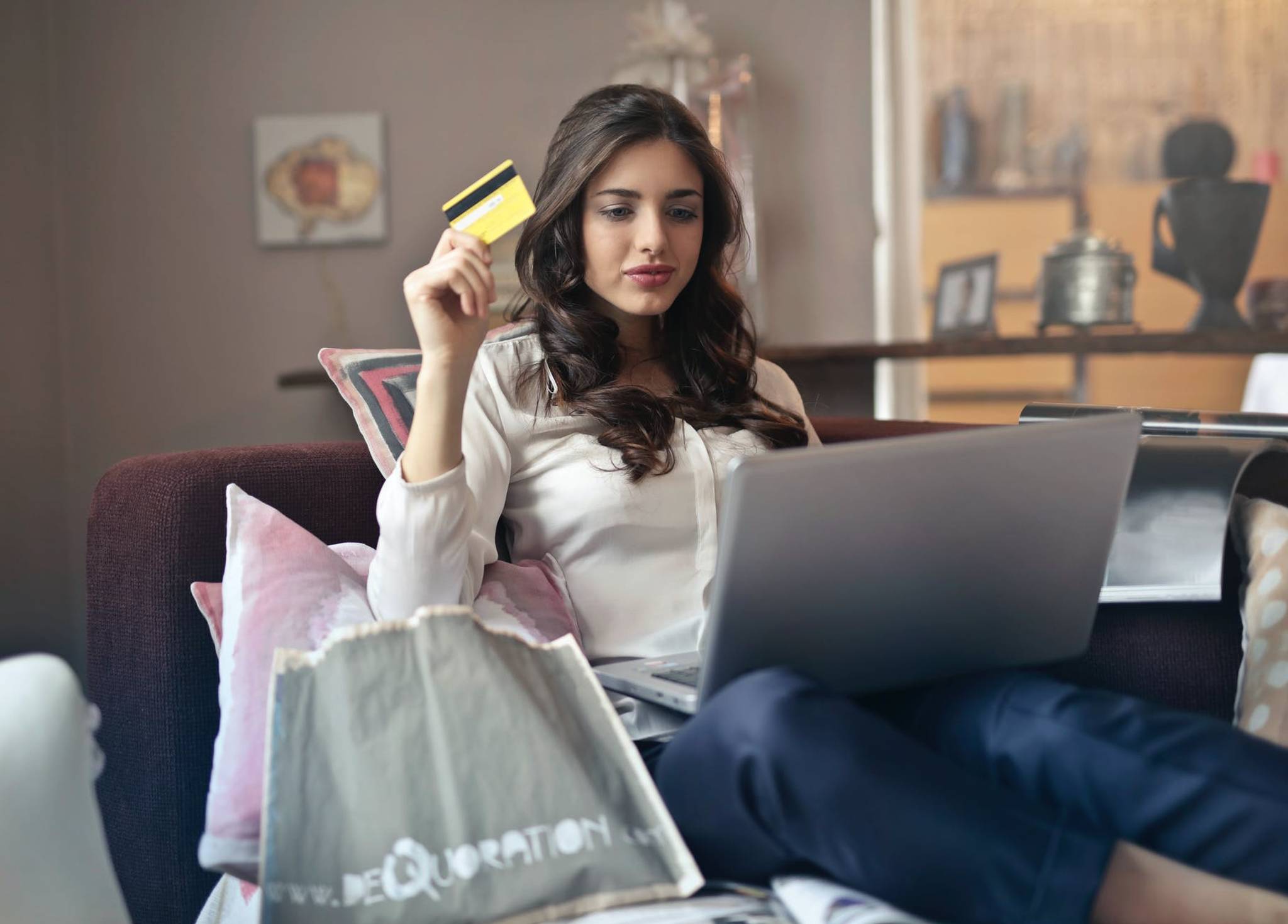 Convenience trumps loyalty for e-commerce choices