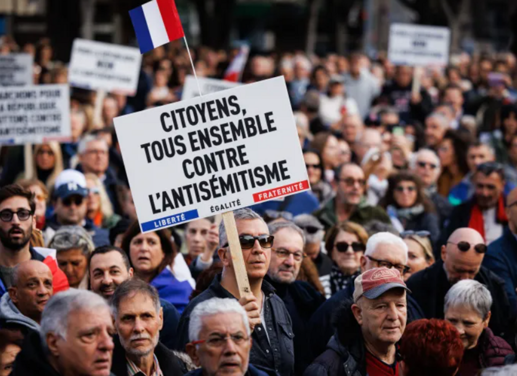French activists challenge the surge of anti-semitism