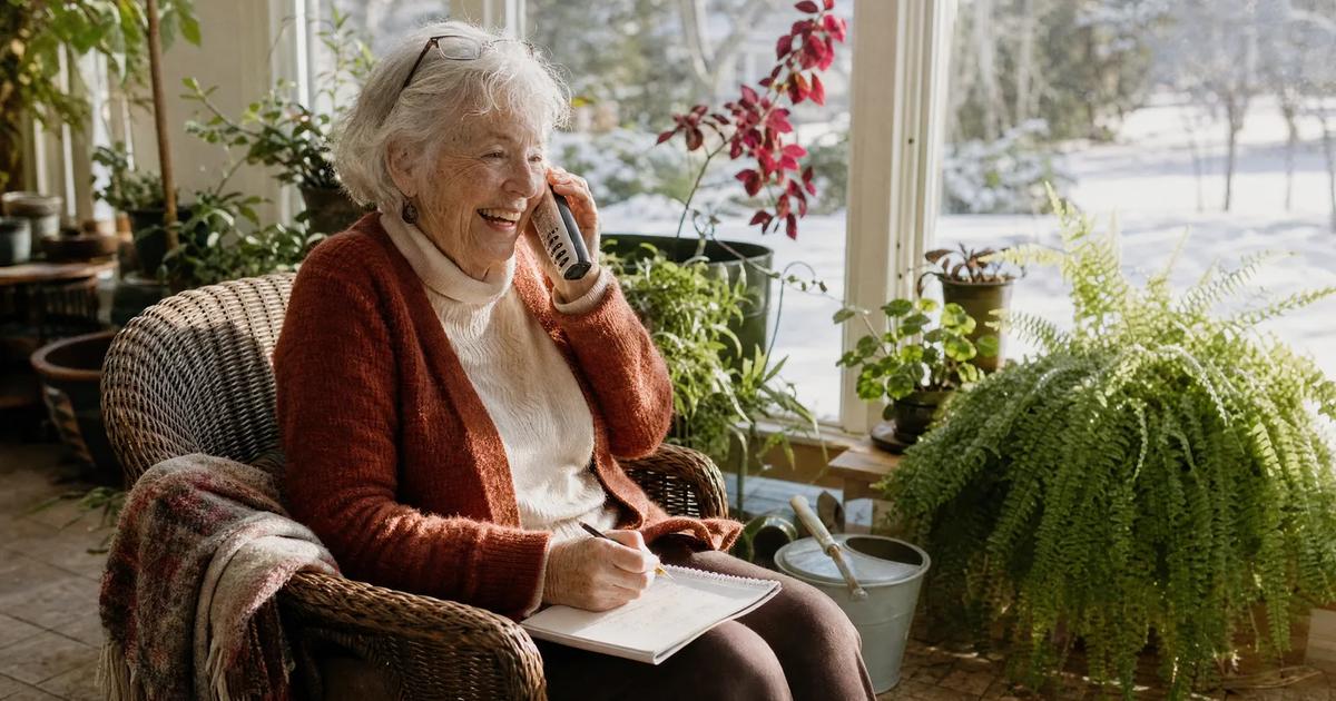 Iife Line Philips Lifeline Canada Cost 2026: Fees and Free Options | Holo Alert