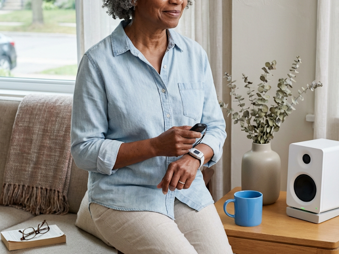 A Complete Guide to Medical Alert Systems for Canadian Seniors