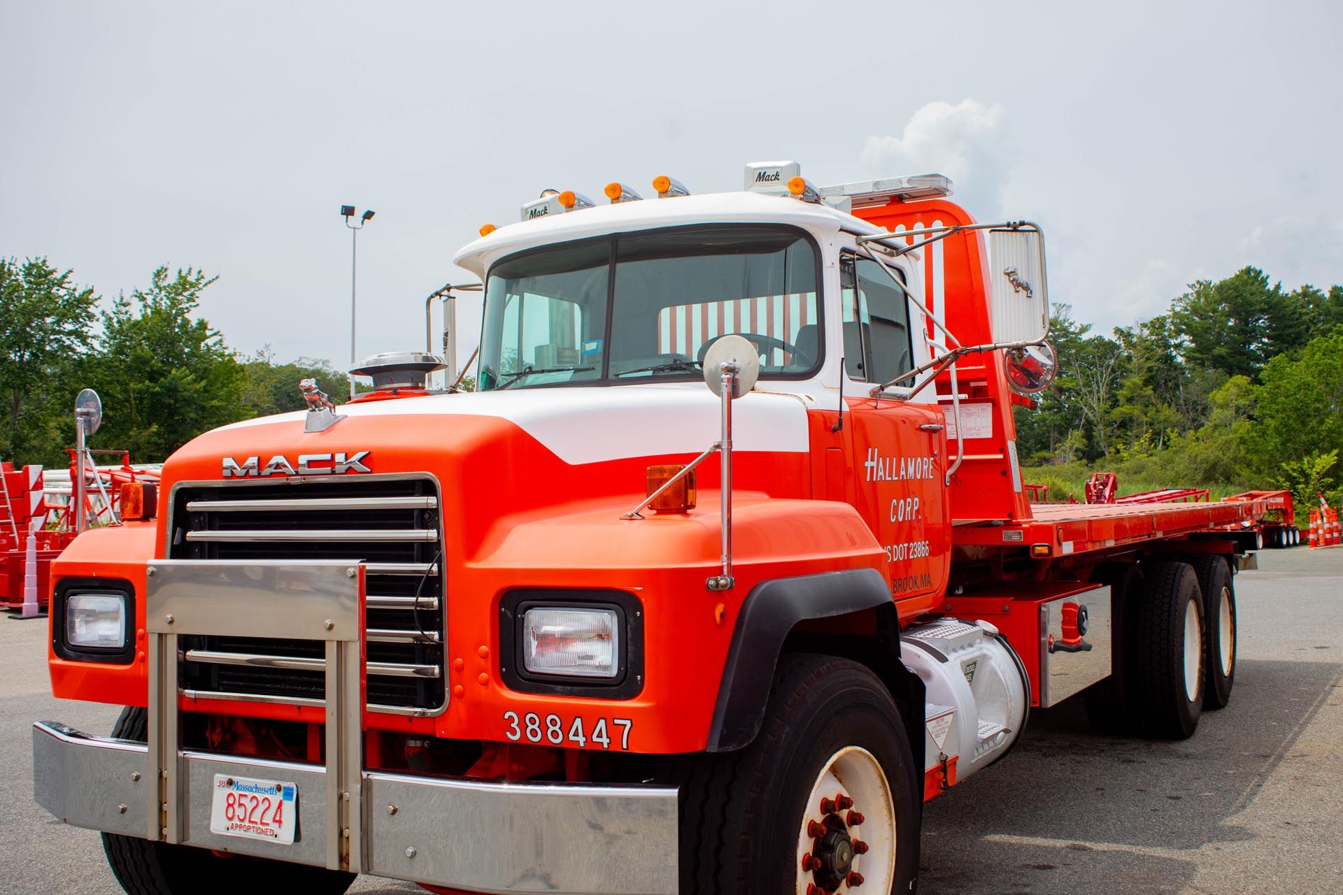 Hallamore Corporation offers commercial trucking services throughout New England.