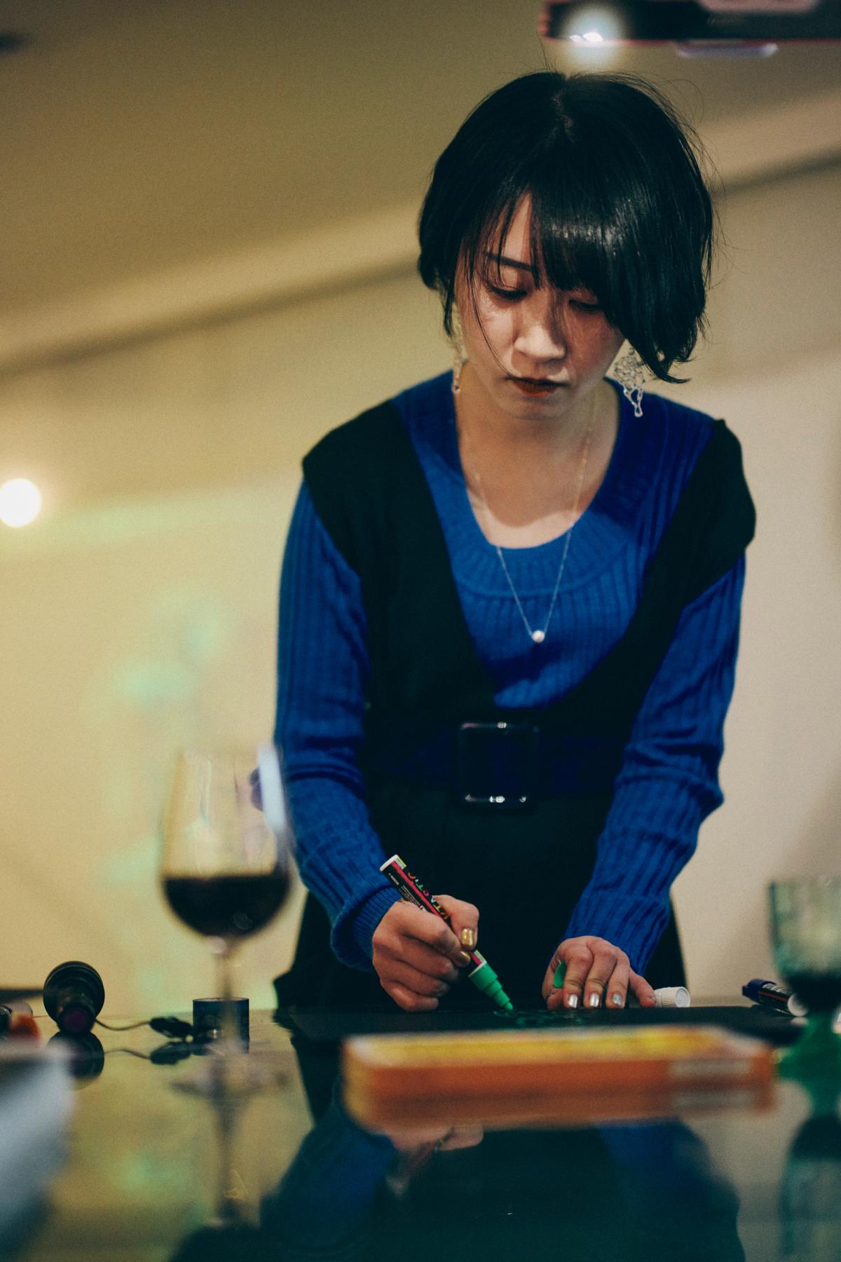 その風の色は gallery 30
