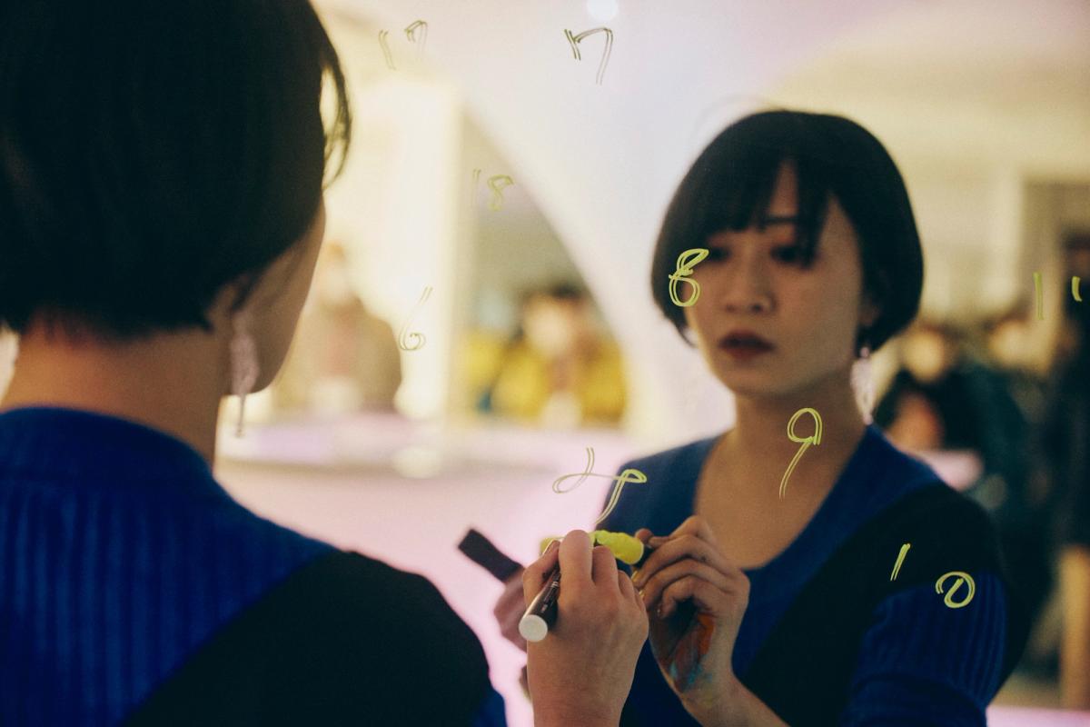 その風の色は gallery 23