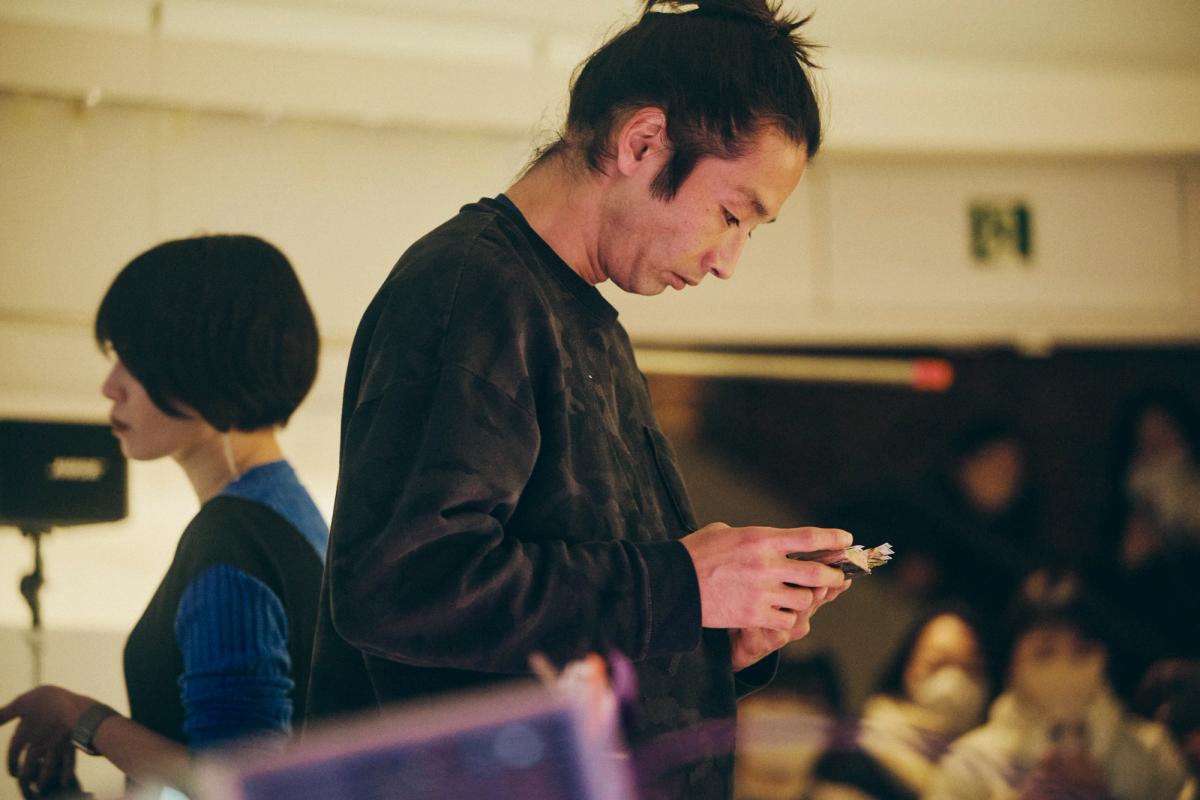 その風の色は gallery 15