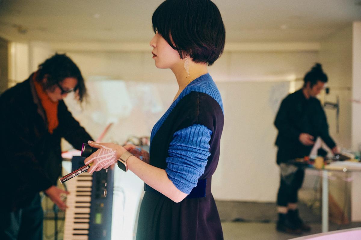 その風の色は gallery 22