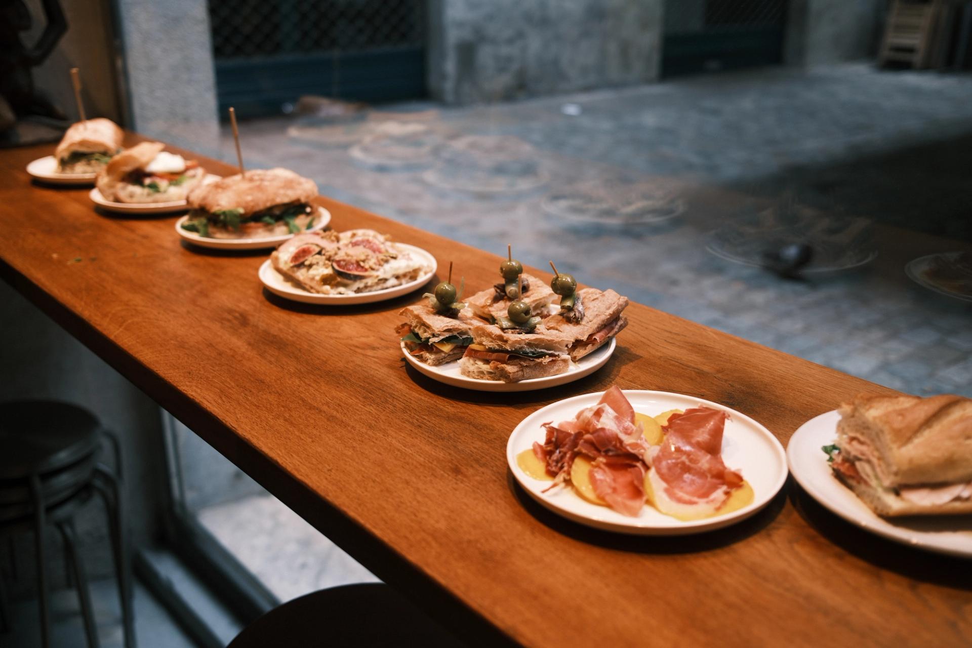Market Tastings, Negronis, and a Sandwich Competition