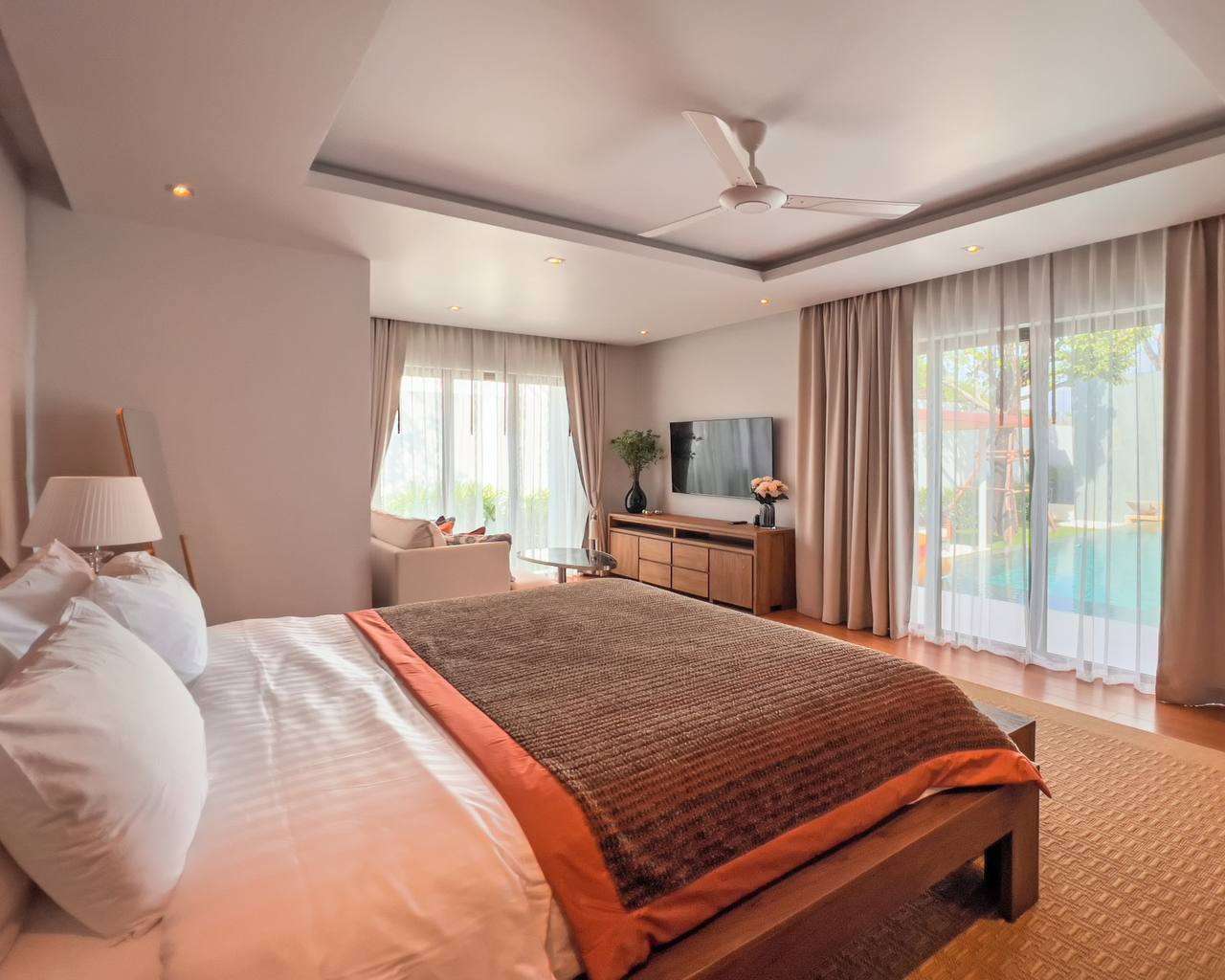 property group main image
