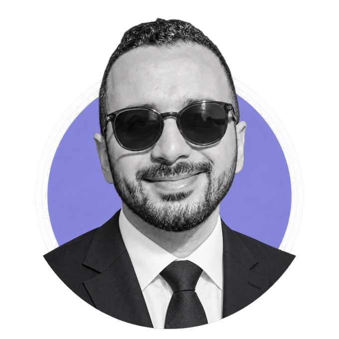 Maged El-Adawy as Businessman