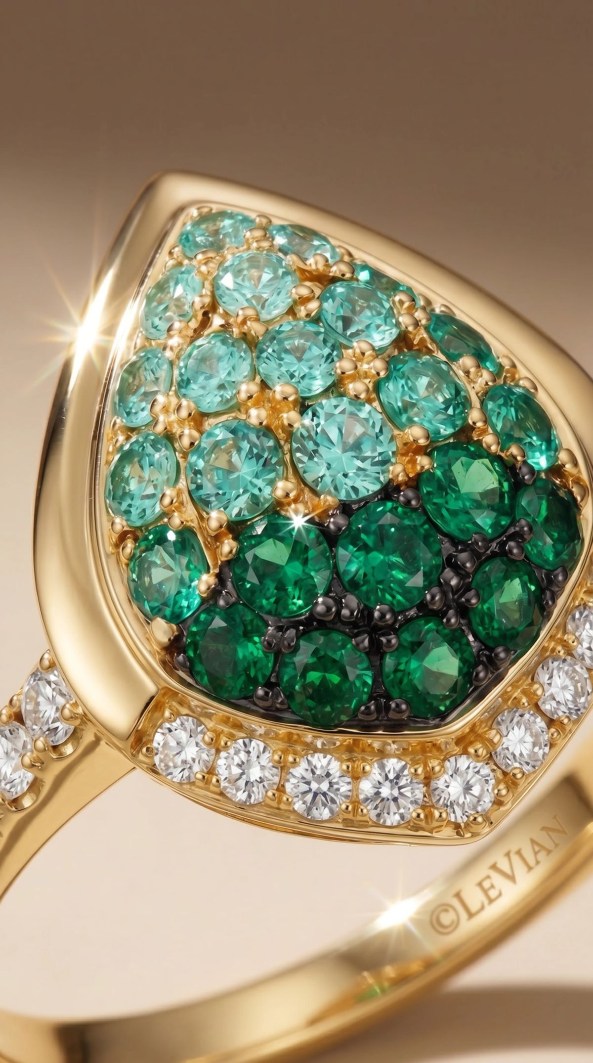 Le Vian social organic