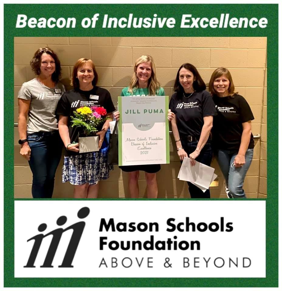 Jill Puma with her award and some MSF board members