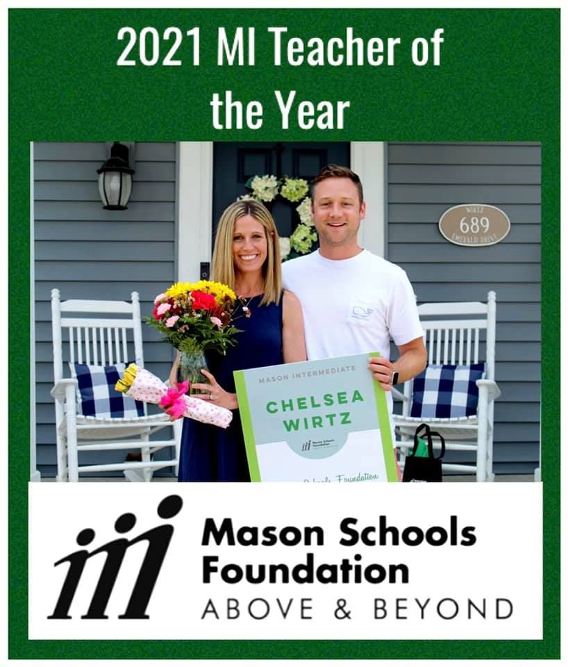 Chelsea Wirtz with her award