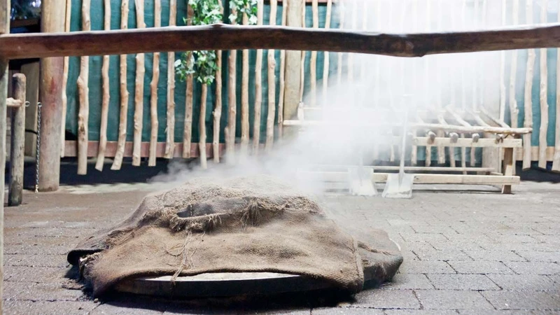 Traditional Hāngī dinner in New Zealand