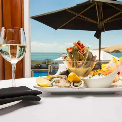 Bowl of mussels at the Sands Hotel