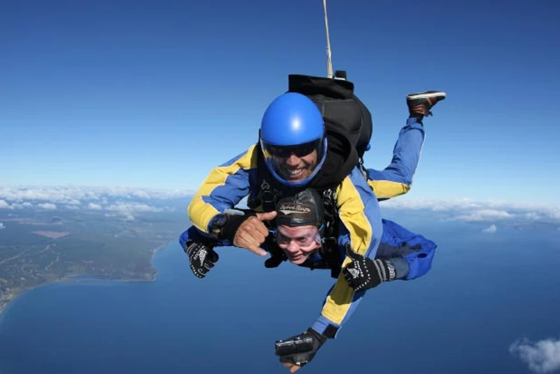 Image of tandem skydive