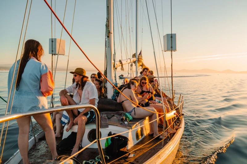 Wild Kiwi Tour Group at Taupo Sailing