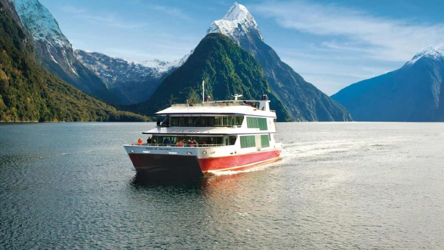 Milford Sound Cruise