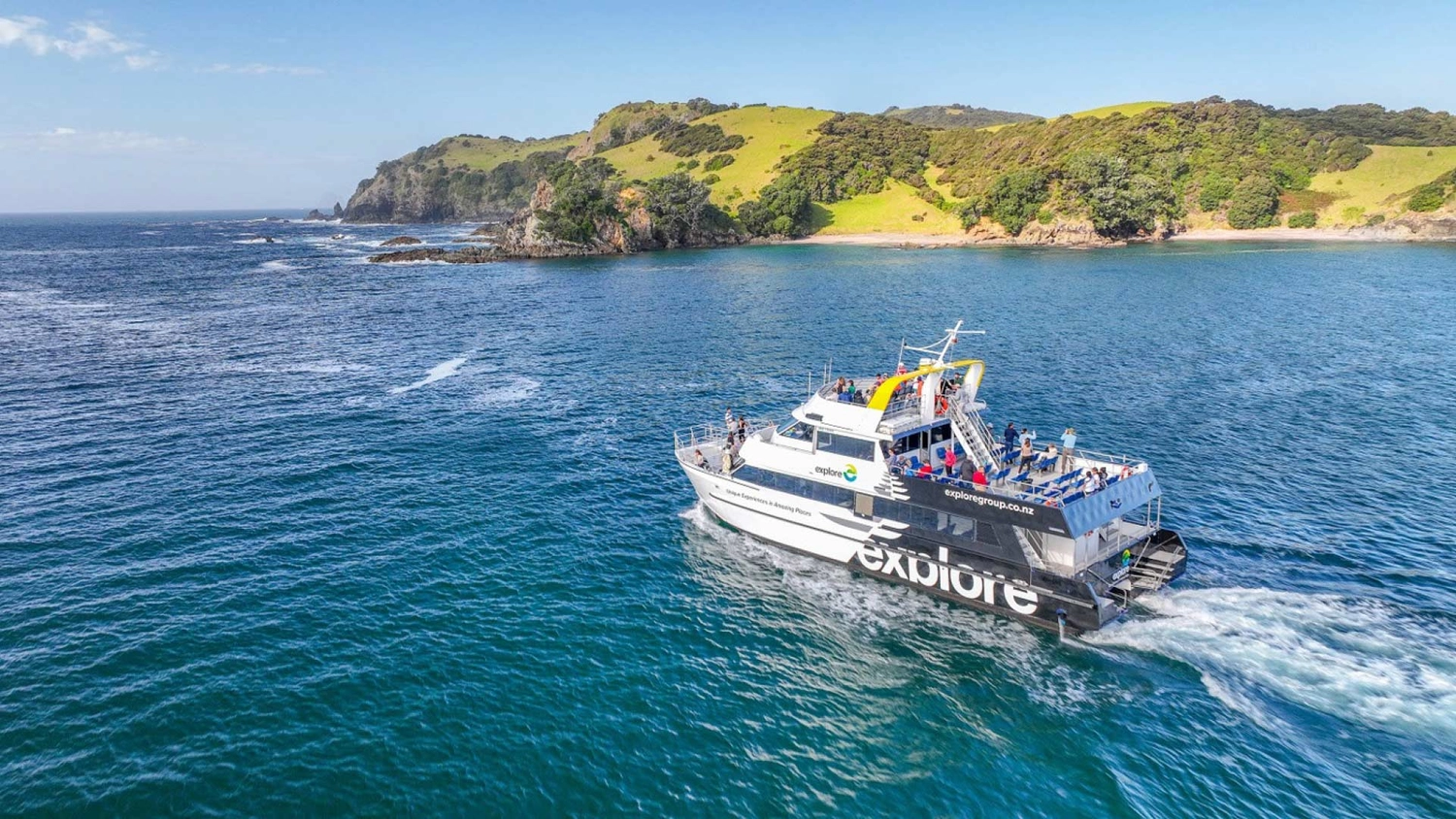 Boat cruising in the Bay of Islands