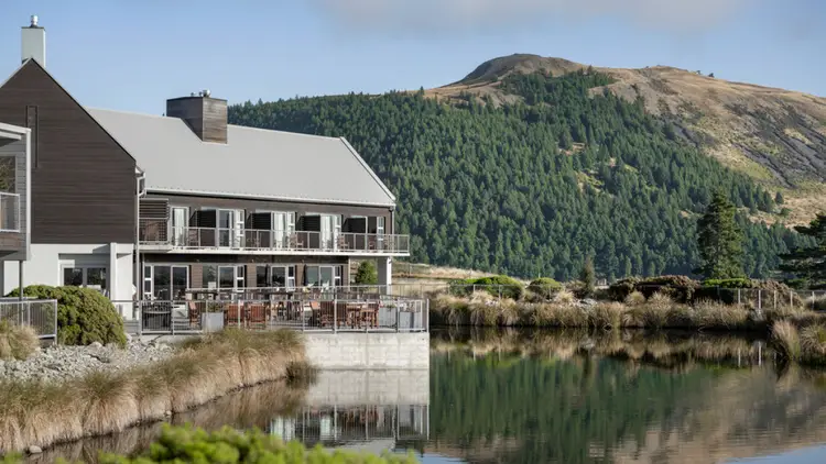 Beautiful hotel in Tekapo