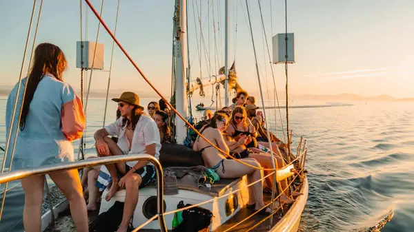 People on a yacht cruise on Lake Taupo