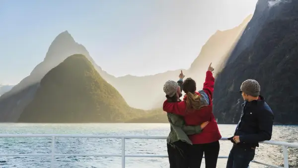 People looking at the view on a cruise in Milford Sound