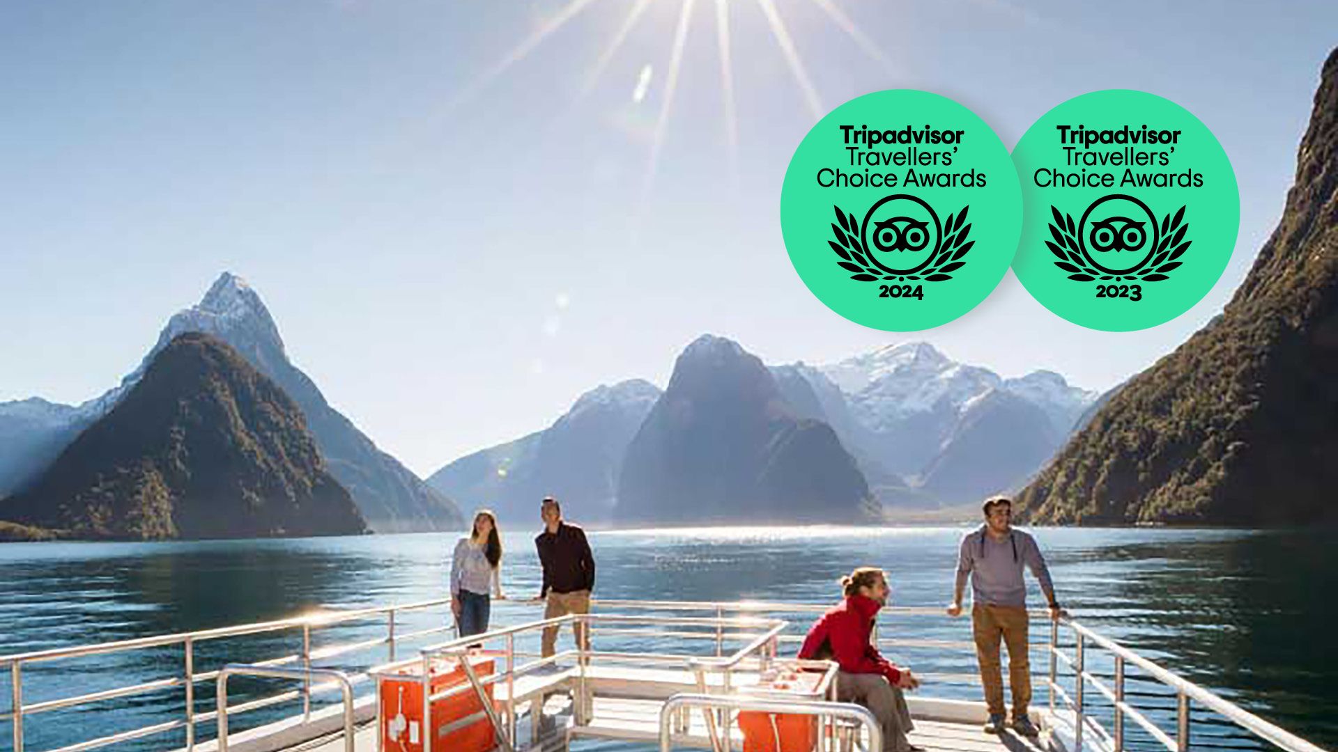 People on a cruise in Milford Sound