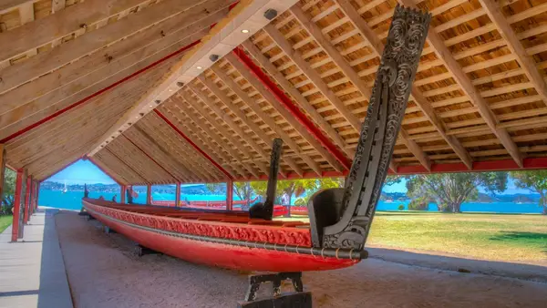 Māori waka at Waitangi