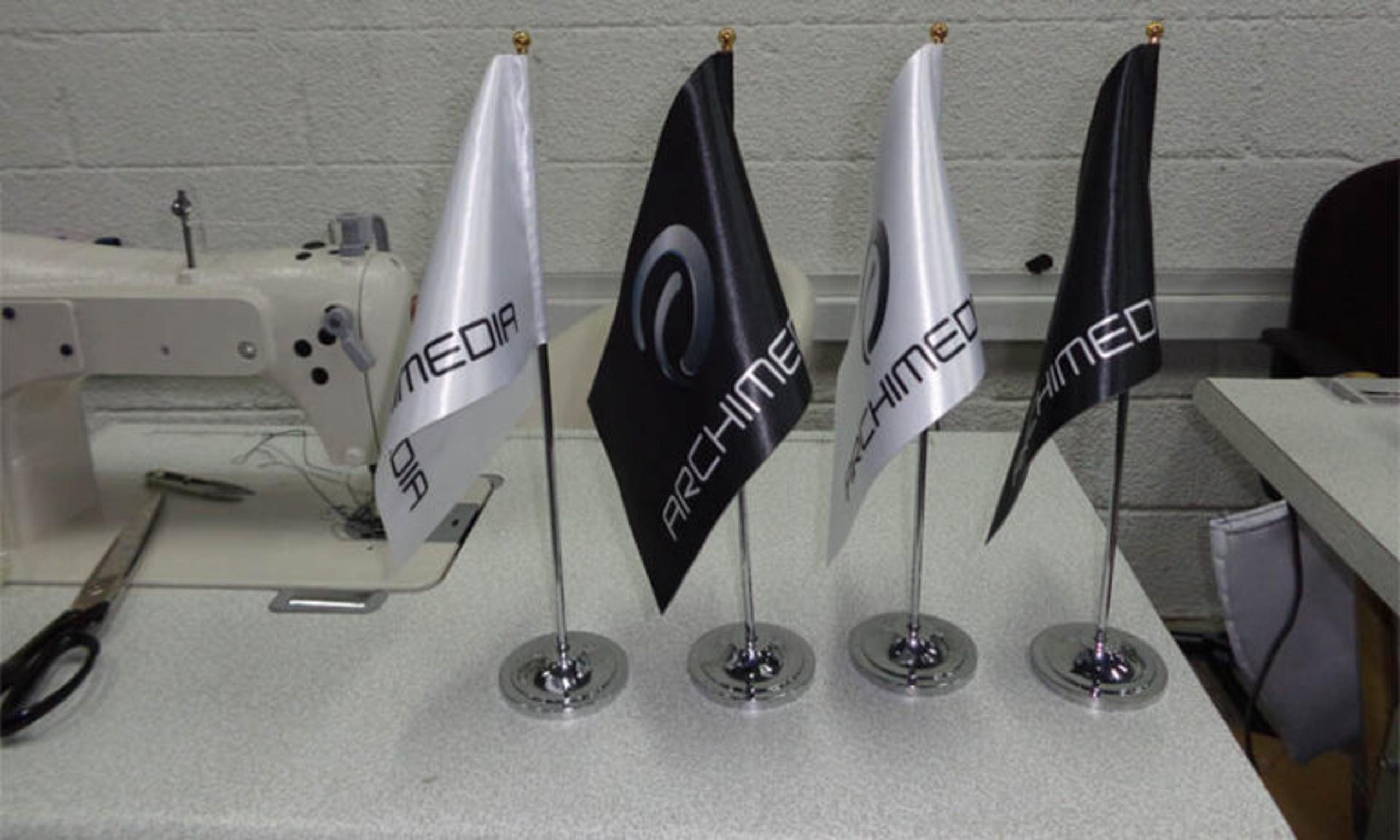 Table Flags by Right Concepts