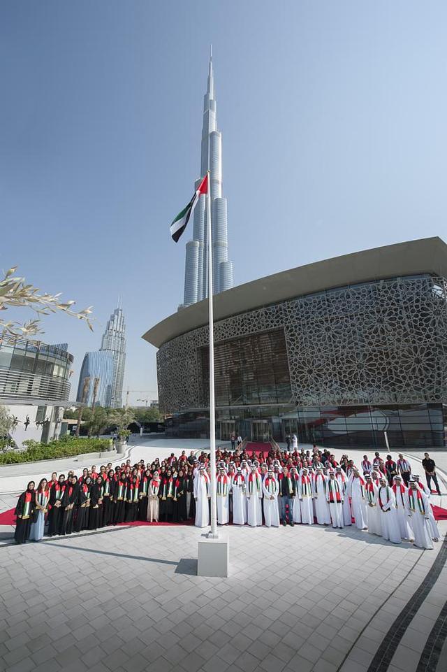 Hoisting Flags, image 3