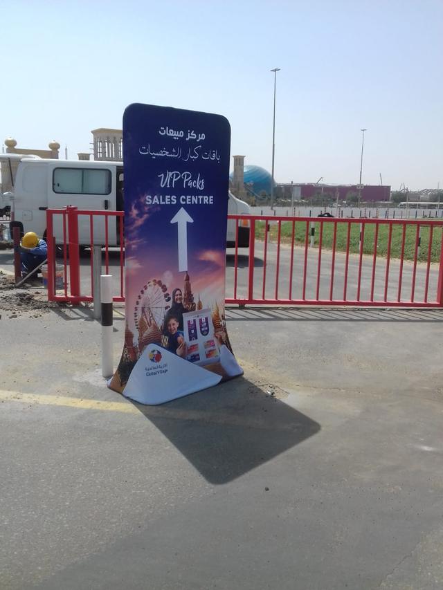 Oblix Display Stands, image 19