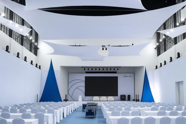 Projector Screens, image 1