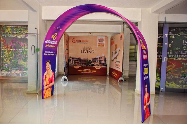 Curved Arch, image 2