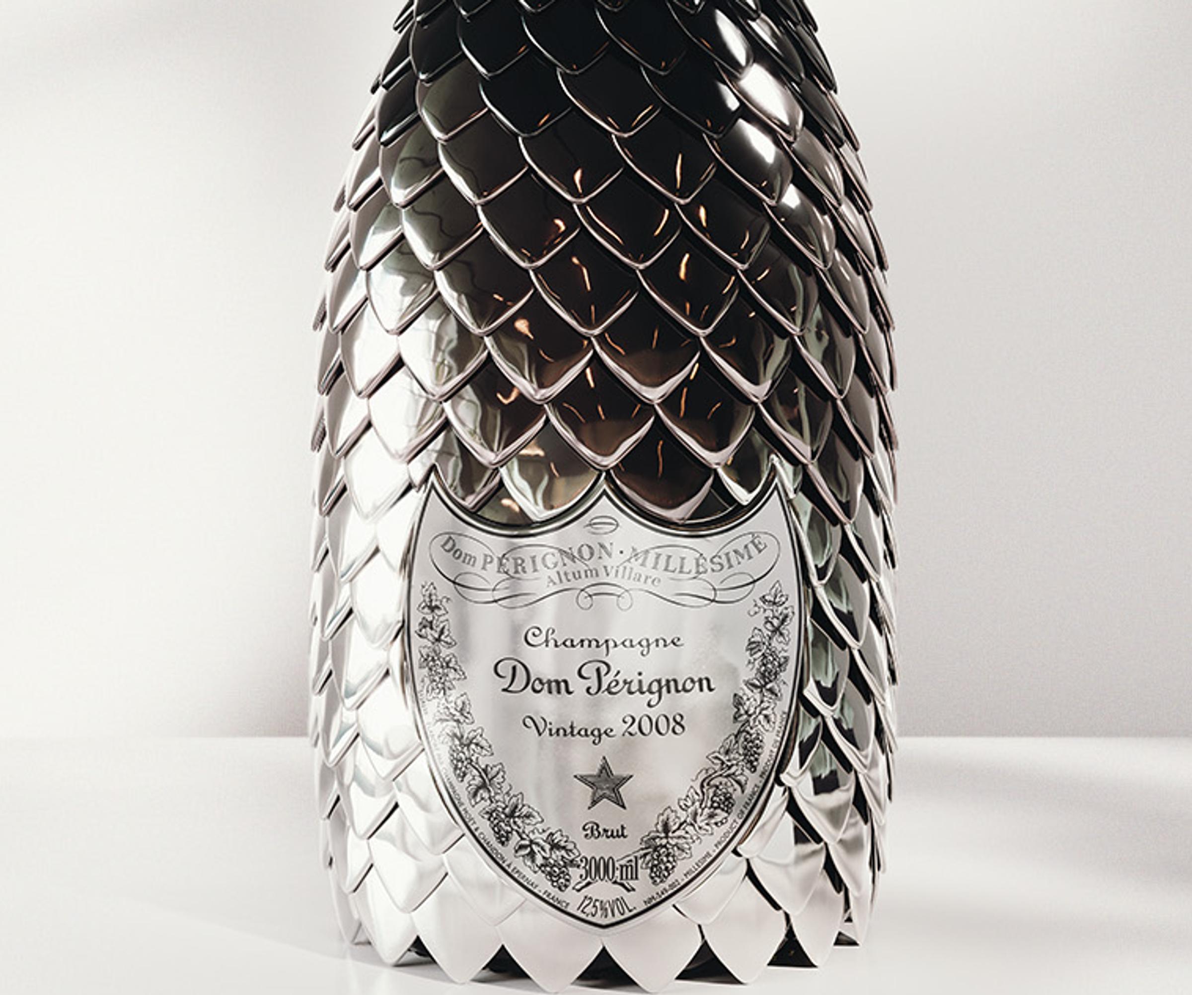 Dom Perignon - Champagne Vintage Limited Edition Iris Van Herpen 2004 0,75  lt. + Box - Enoteca Bevi Bene