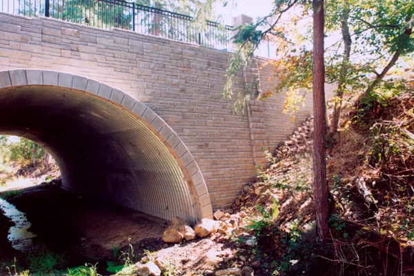 Retaining Walls Add Beauty to Commercial Project in Residential Setting