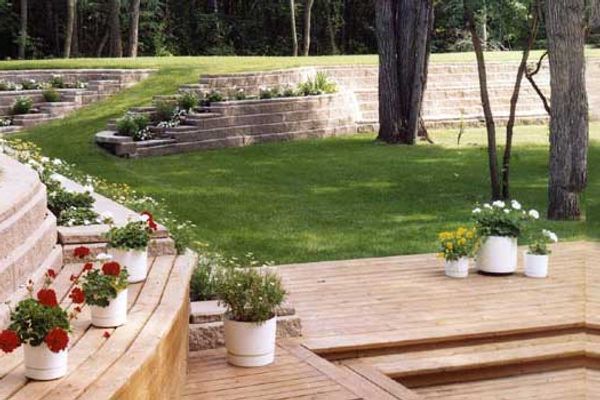 Community Ring Dike Is Solution to Flooding on the Red River