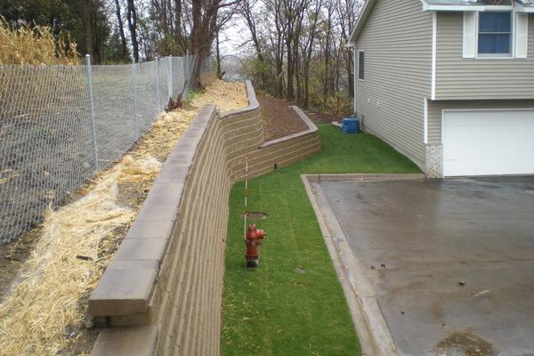 Retaining Walls Built in Tight Places