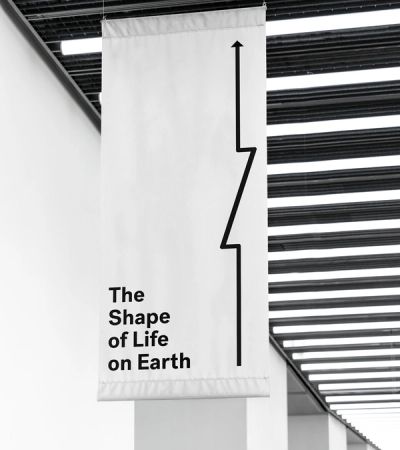 Ngaren banner with text The Shape of Life on Earth